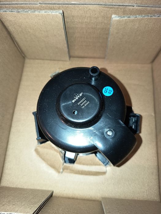 Ventilator habitaclu nou NRF 34033 – Ford Transit 1994-2014