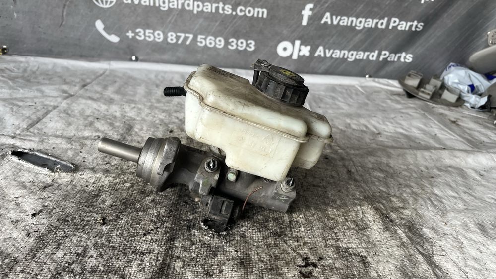 Volkswagen Jetta 6 спирачна помпа