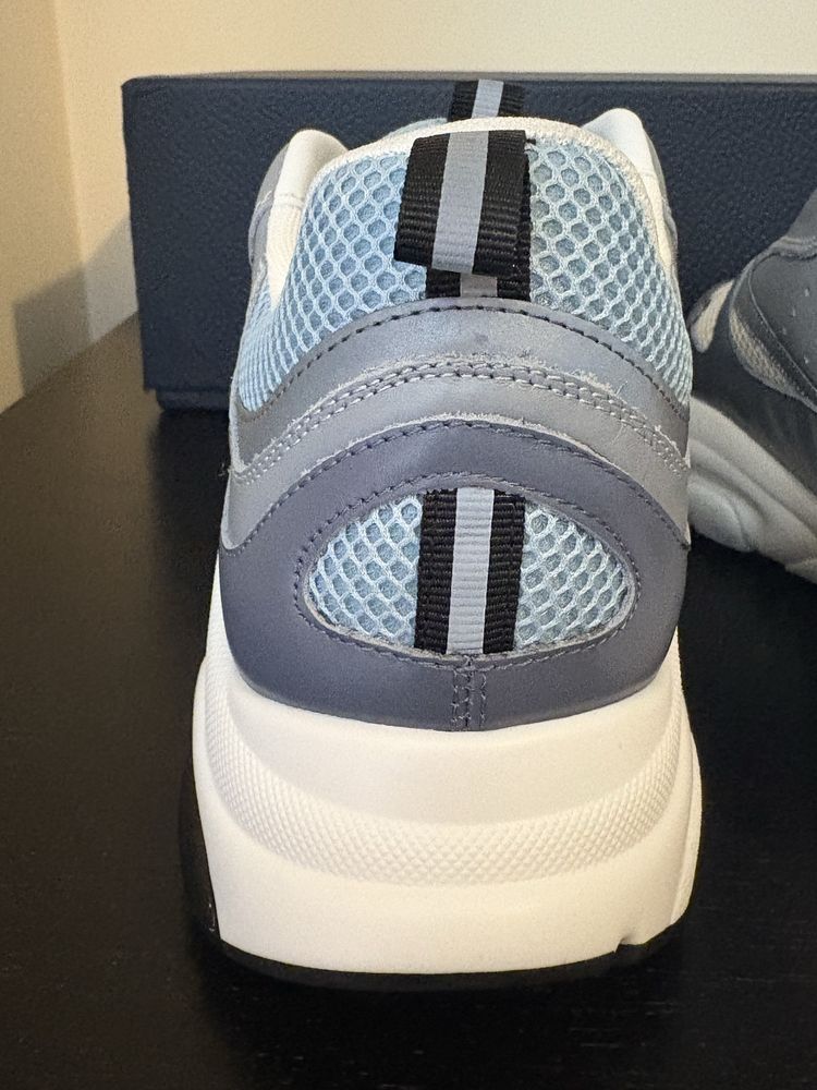 Dior b22 baby blue