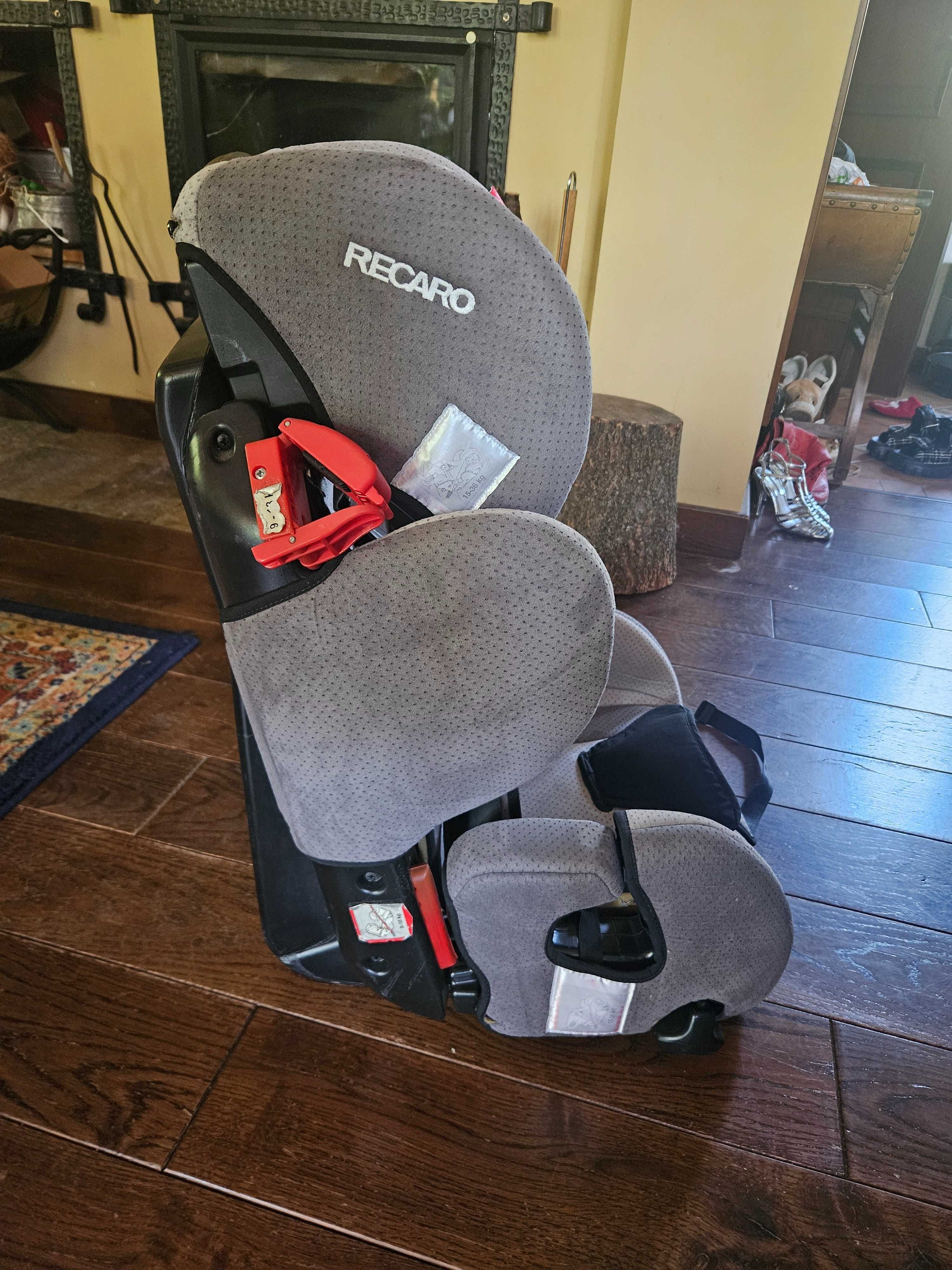 Детско столче за кола RECARO
