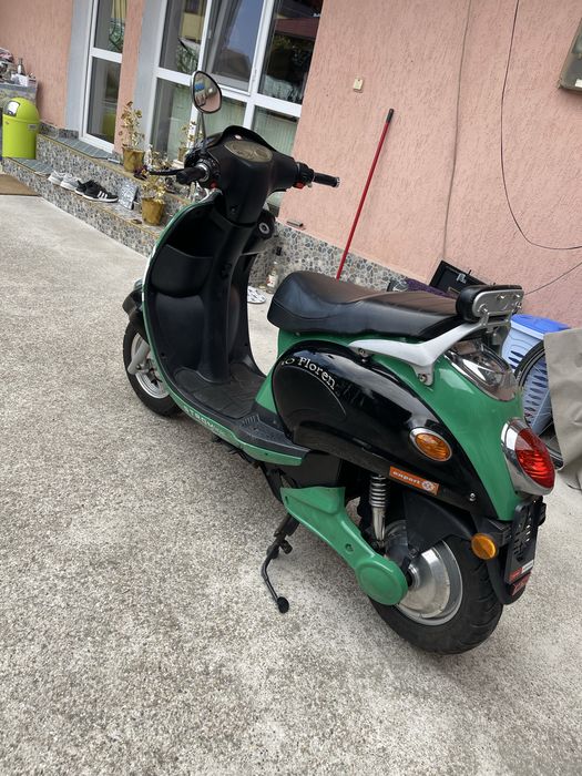 Scuter electric IO Florenz