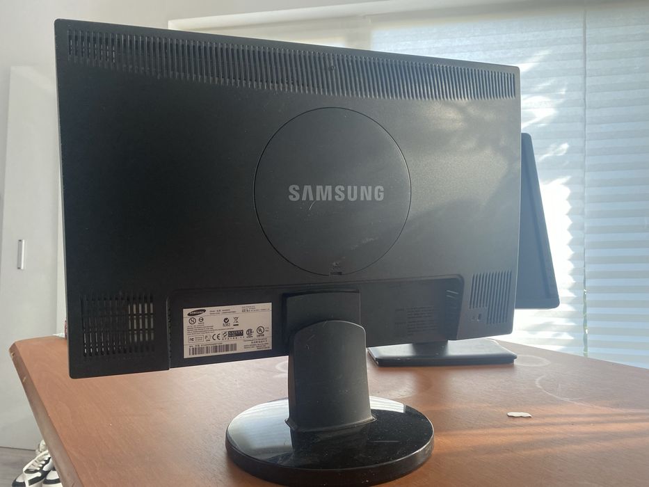 Monitor Samsung 22 inch 75 hz 5 ms