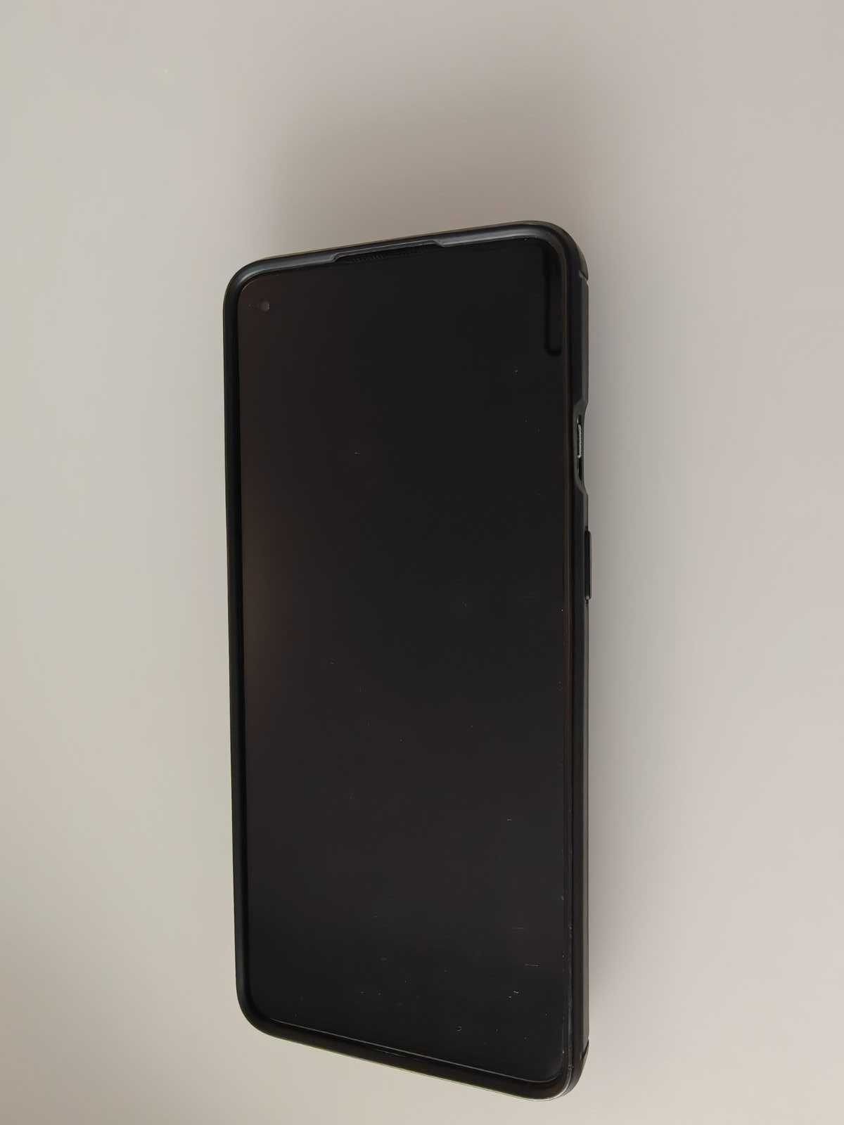 OnePlus 8T Snapdragon 256/12GB.