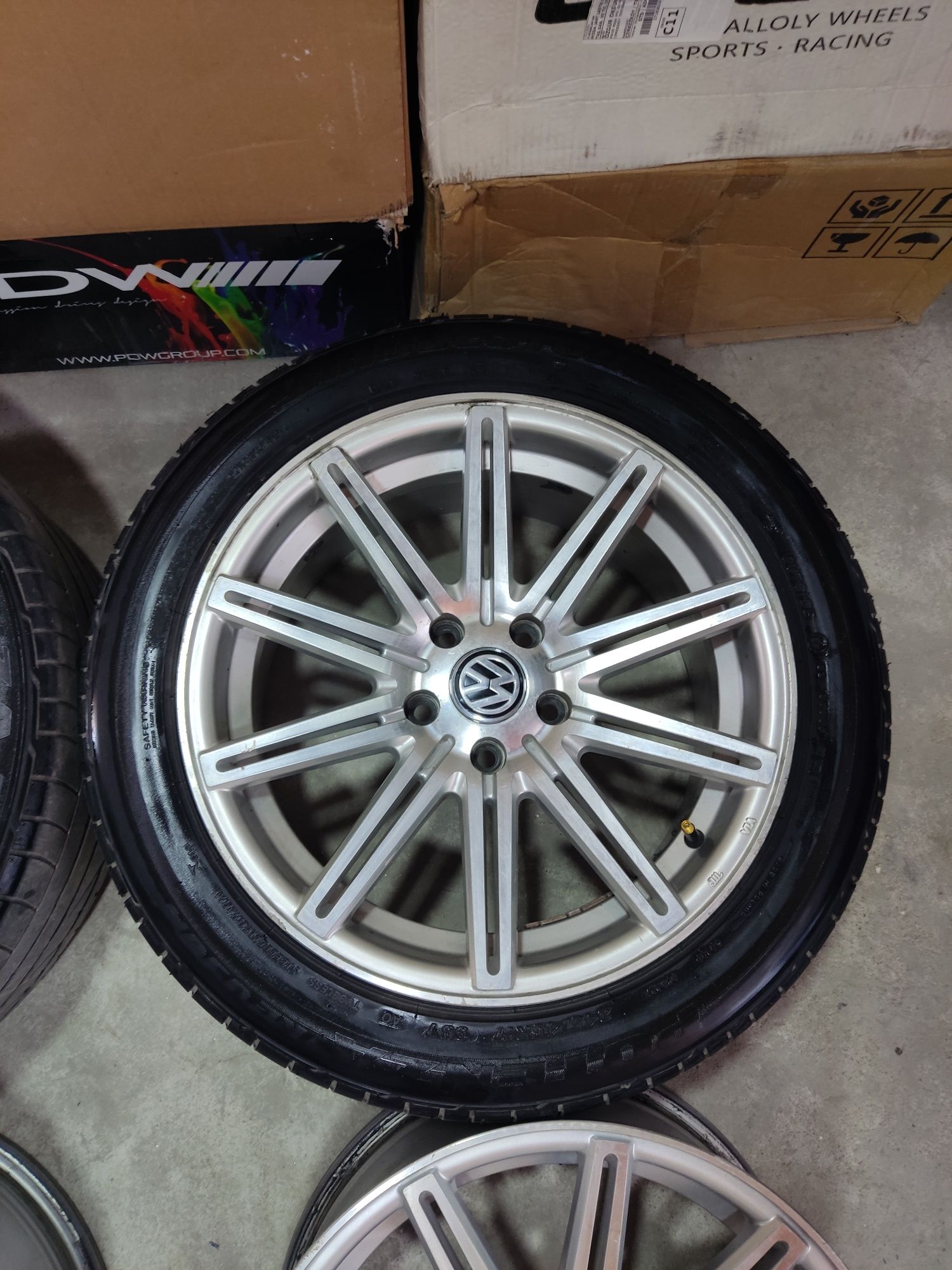 Vossen CV4  17" 5x112