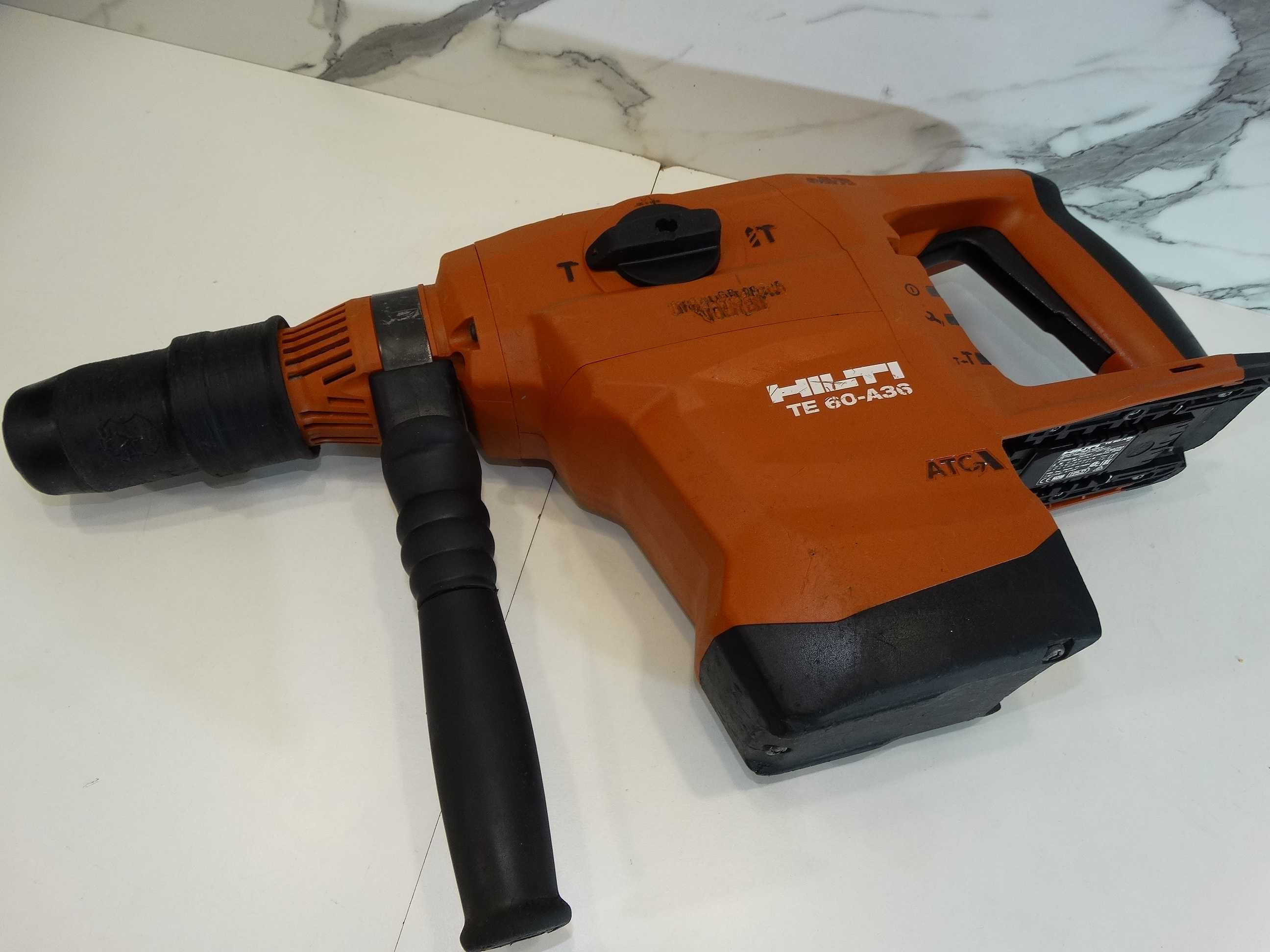 Hilti TE 60 A36 - Ударо пробивна машина - 8.1 J