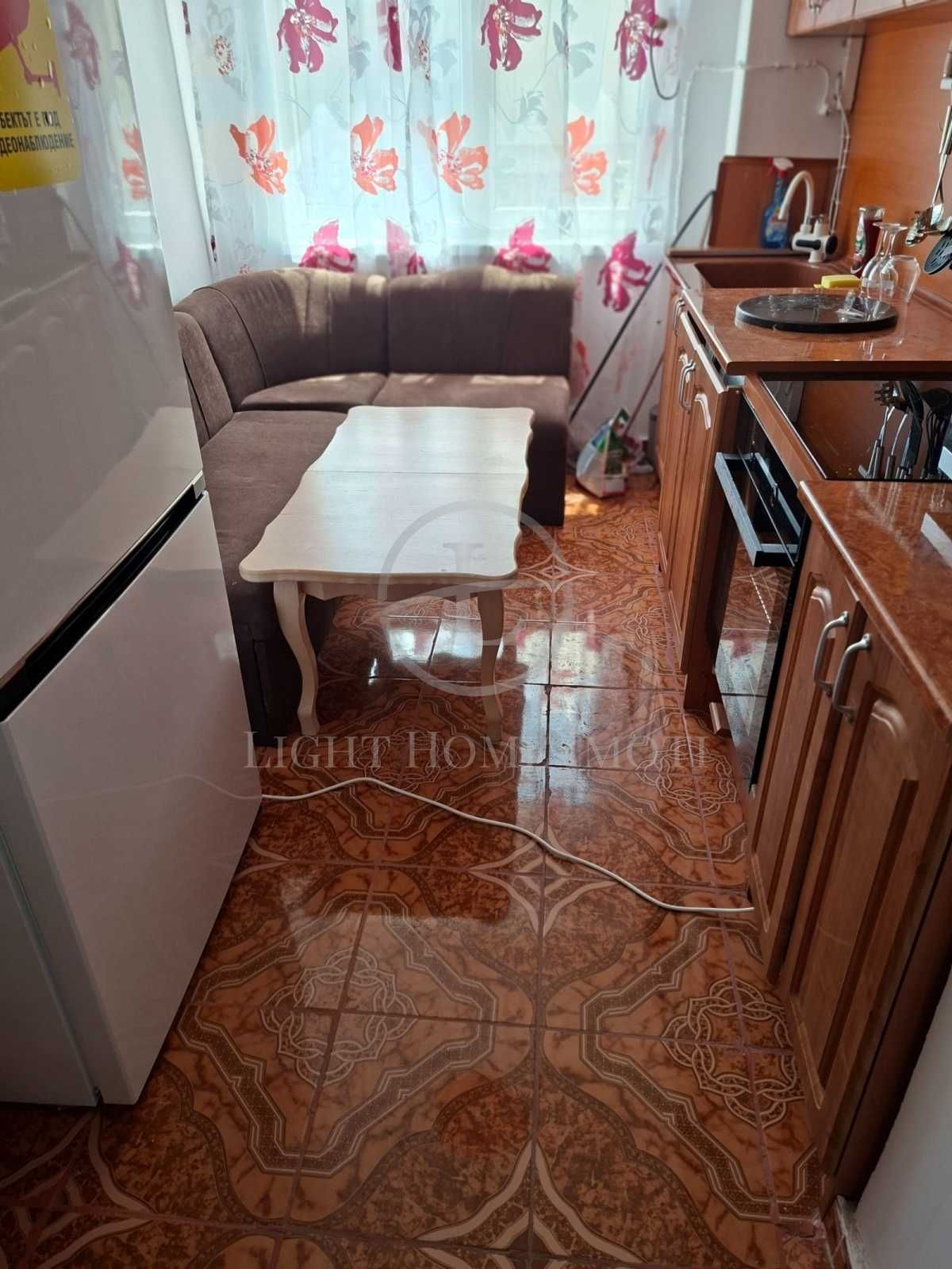 Реф. 2573 Тристаен Апартамент / Топ Локация / Каменица 1