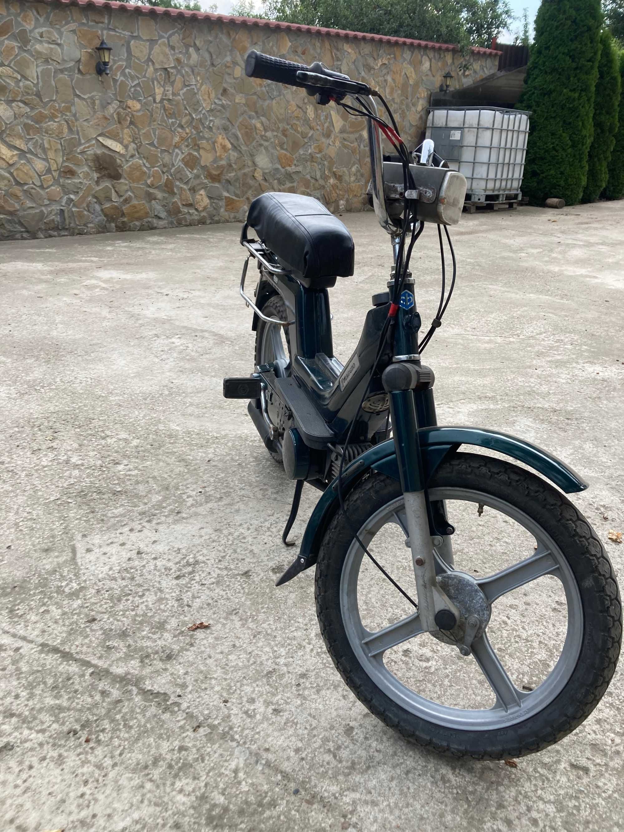 Vand PIAGGIO Si, cu aprindere electrica