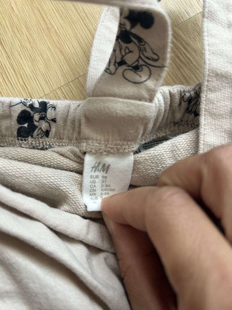 Compleu h&m nr 98 3 ani