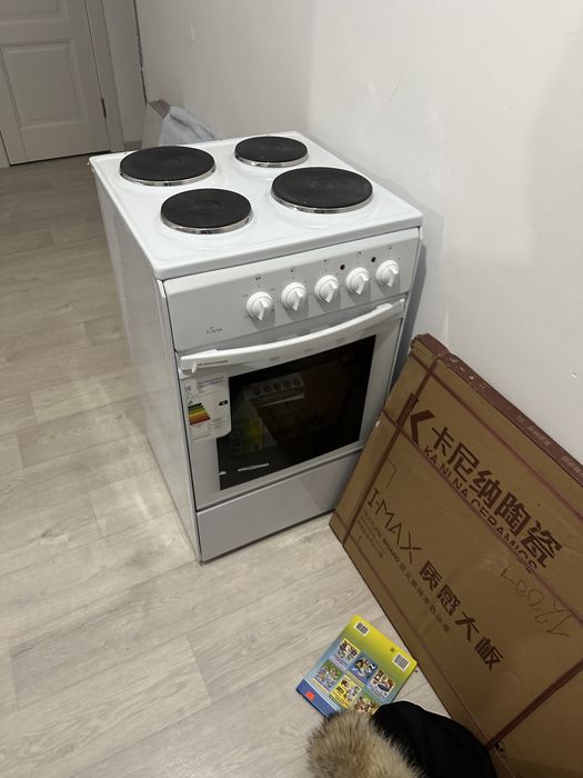 Продам электроплиту
