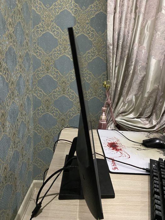 Продам монитор.