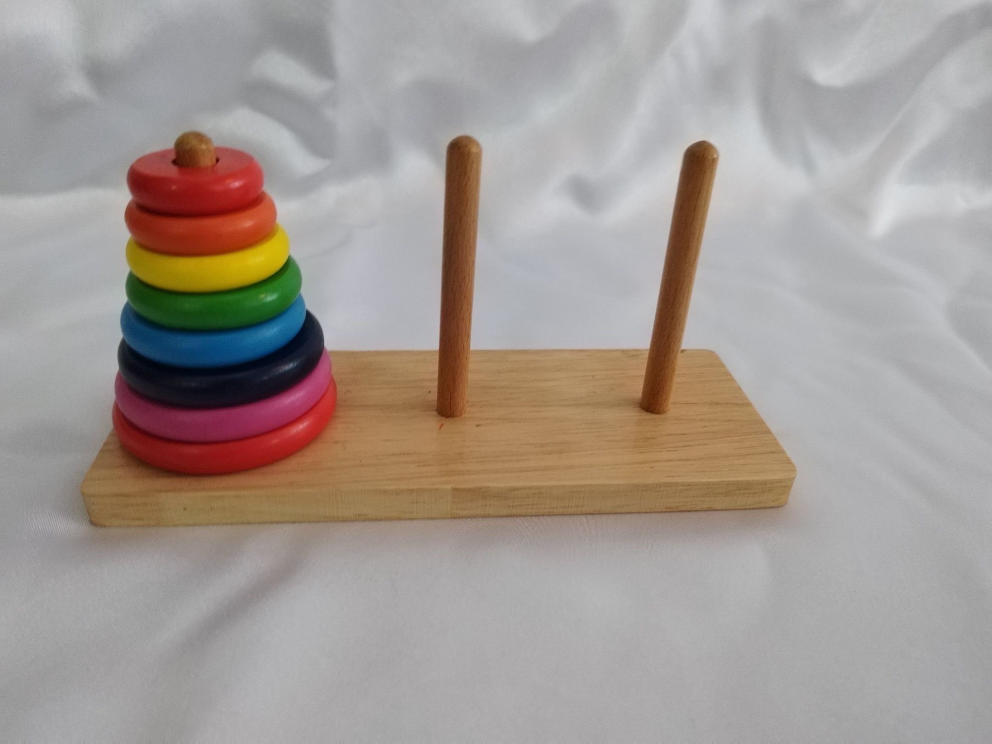 Jucarie-Sortator Montessori cu forme din lemn și culori