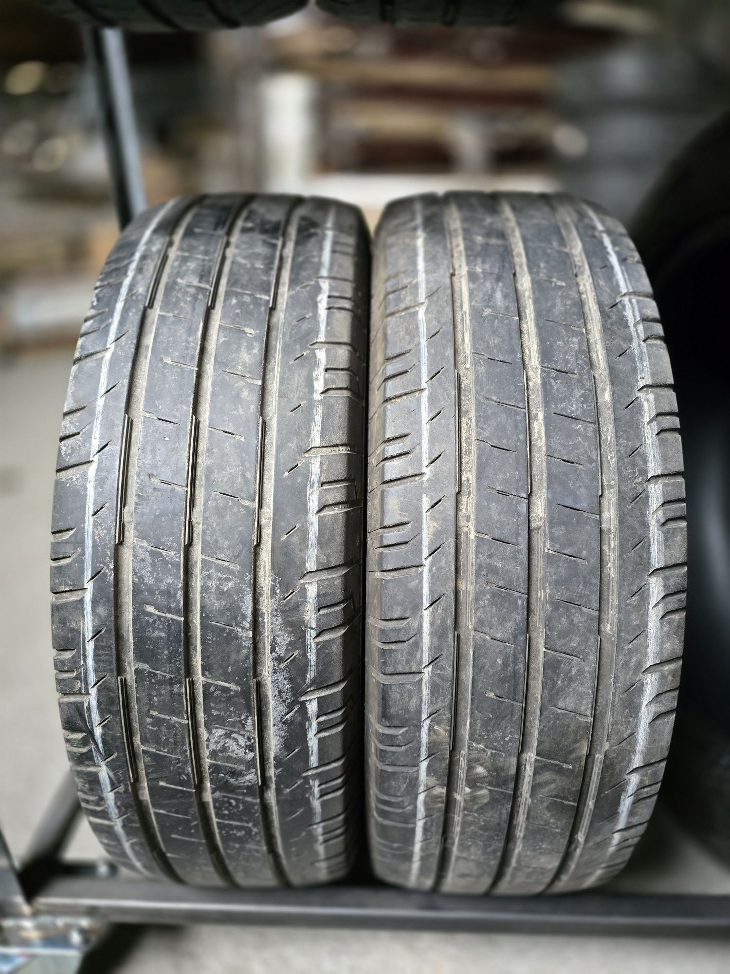 2x 205/65/16C VARA CONTINENTAL Stare impecabila