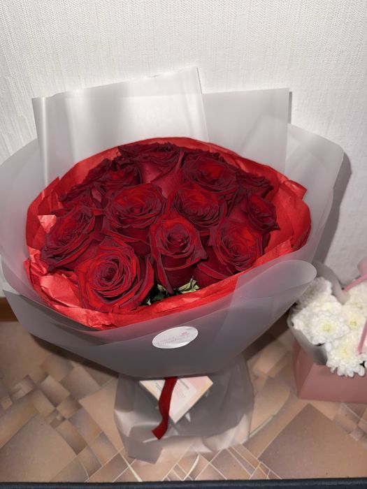 15 роз, свежие, только подарили