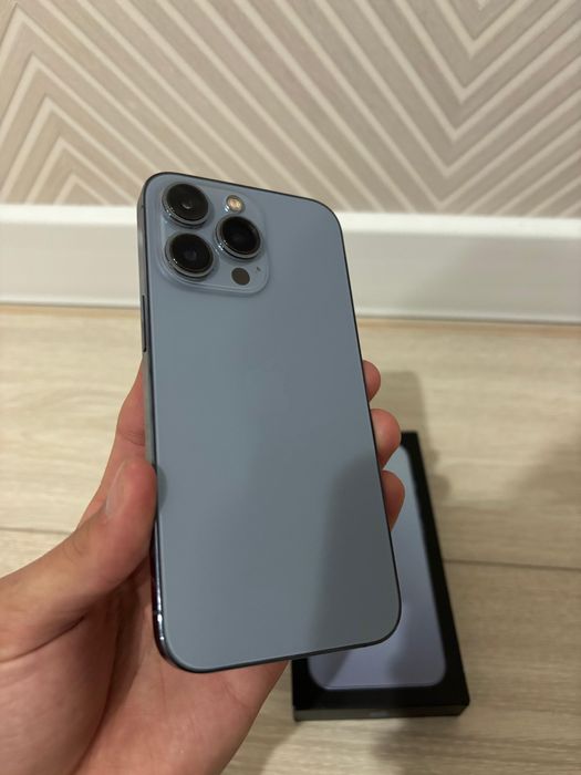 Срочно продаю IPhone 13 Pro