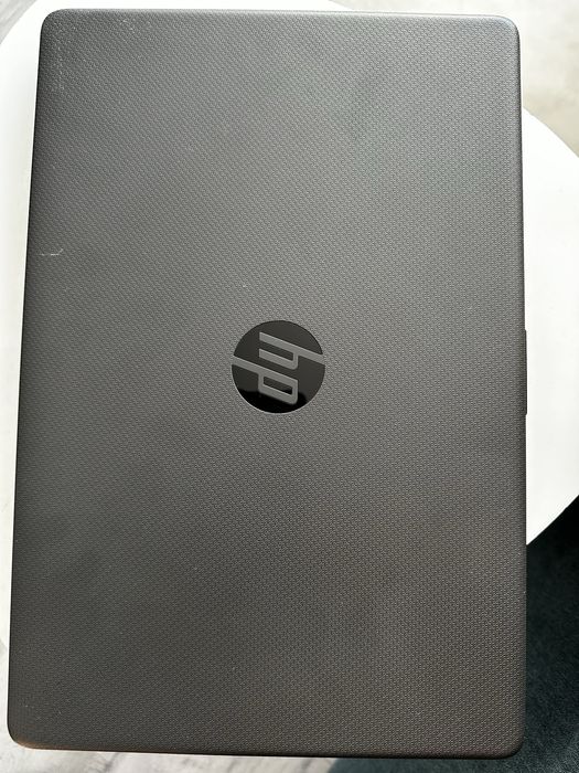 Laptop HP 250 15,6 inch G9