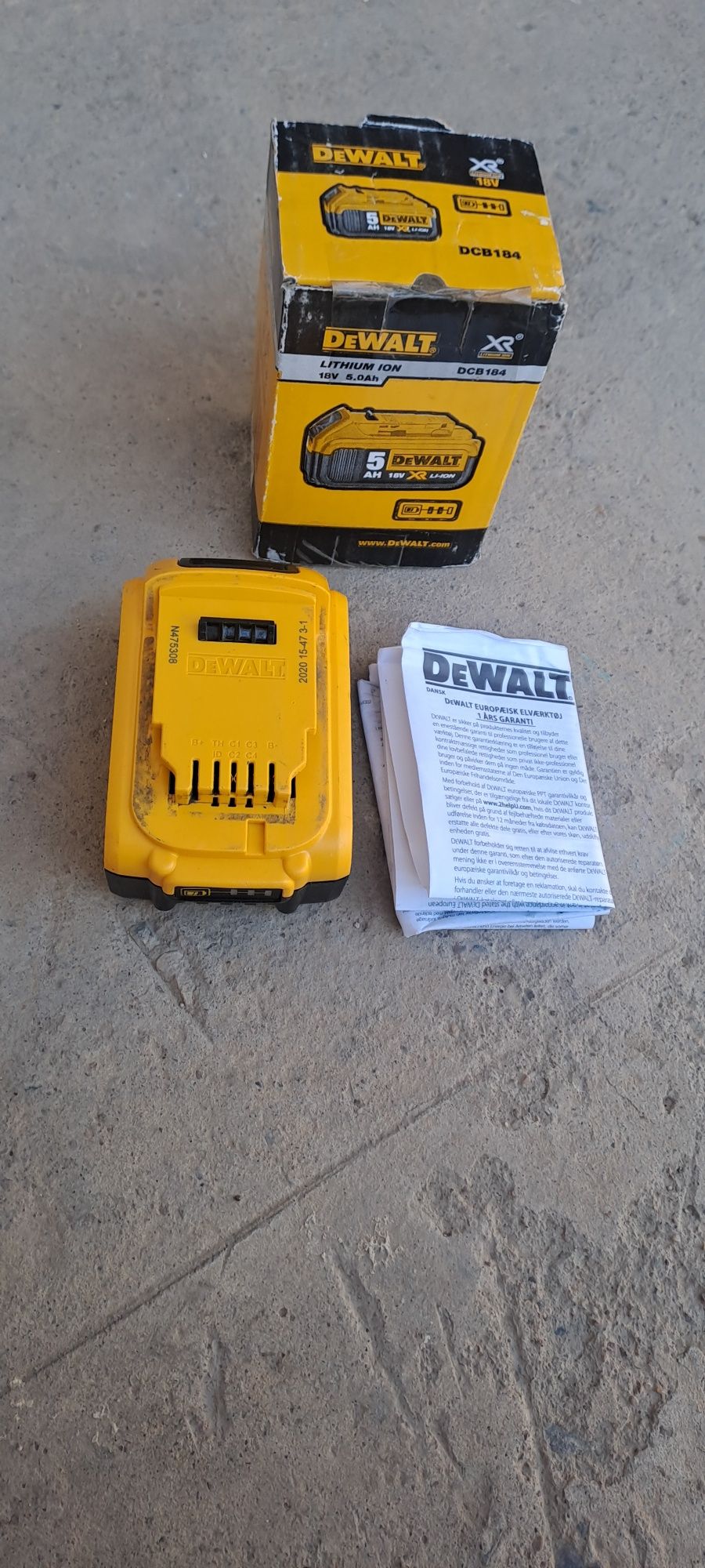 Аккумулятор DeWALT 18V 5.0Ah