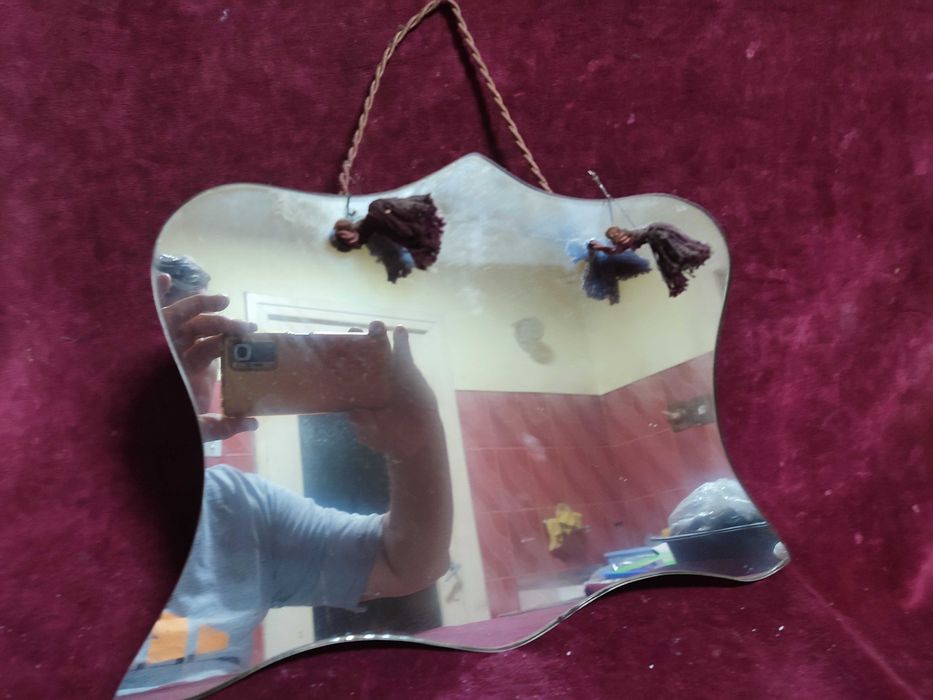 Oglinzi de uz casnic, (30 cm x 26 cm si 60 cm x 50 cm)