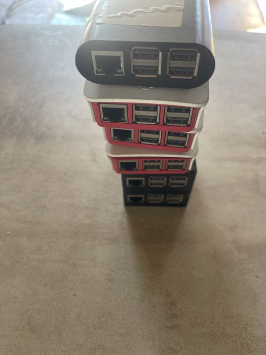 Raspberry pi cu card inclus