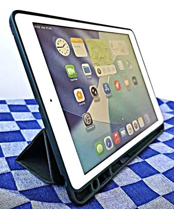 Tabletă iPad 8, ecran 10,2, 32GB