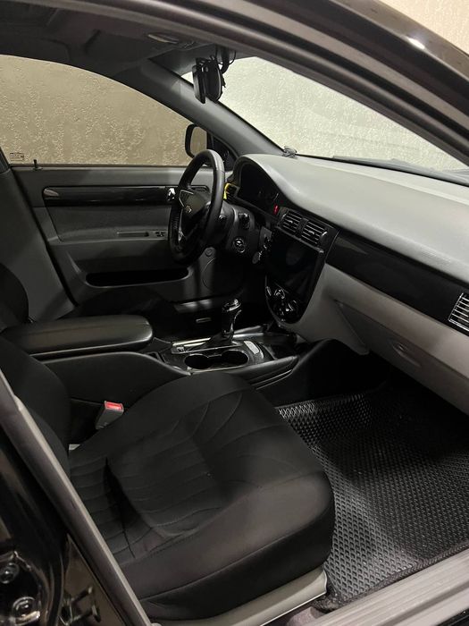 Tourist taxi butun Õzb bõylab xizmatingizdamiz malumot telda