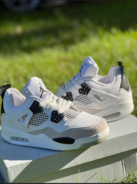 Nike Jordan 4 Retro Ghete