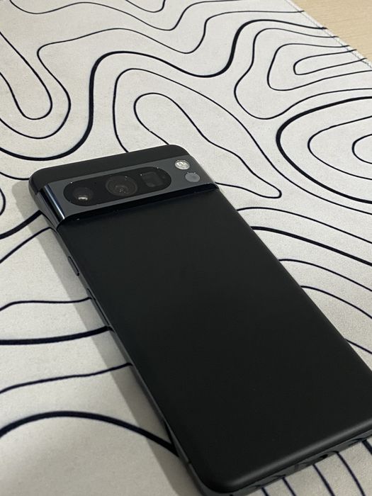 Обмениваю Pixel 8 Pro
• В идеальном состоянии 
• на 128гб
• Родная кор