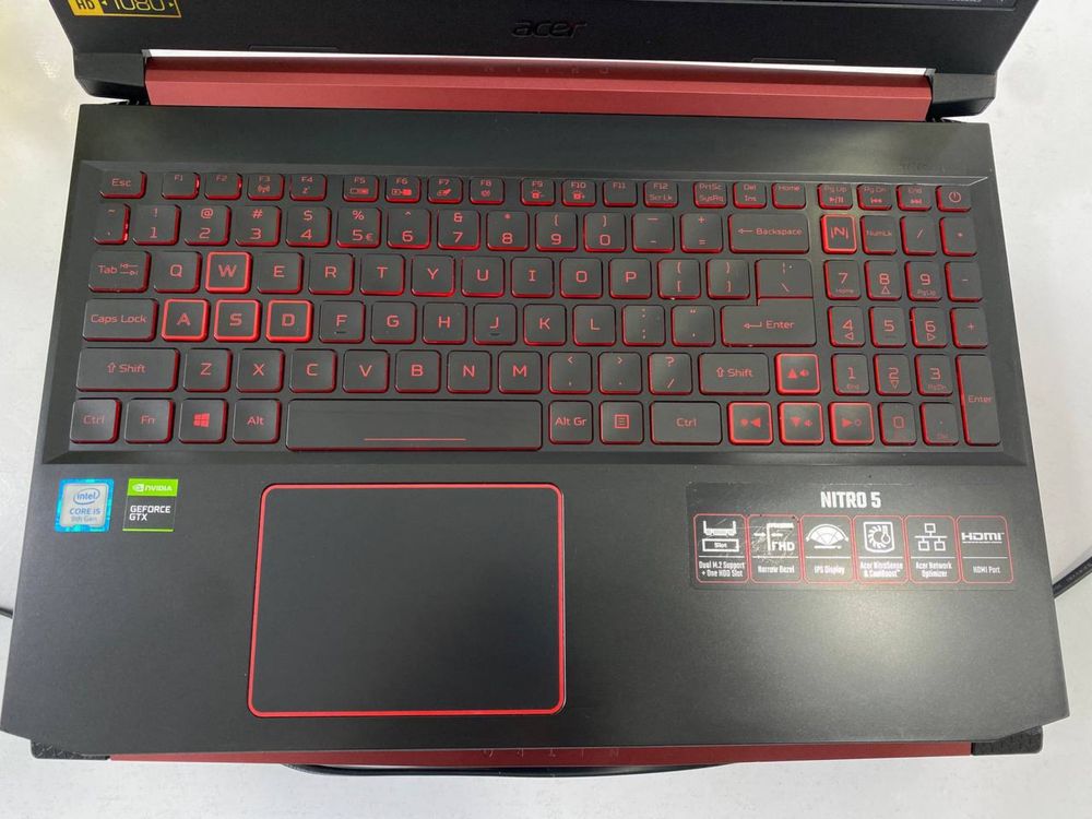 Acer nitro  16gb 512 ssd