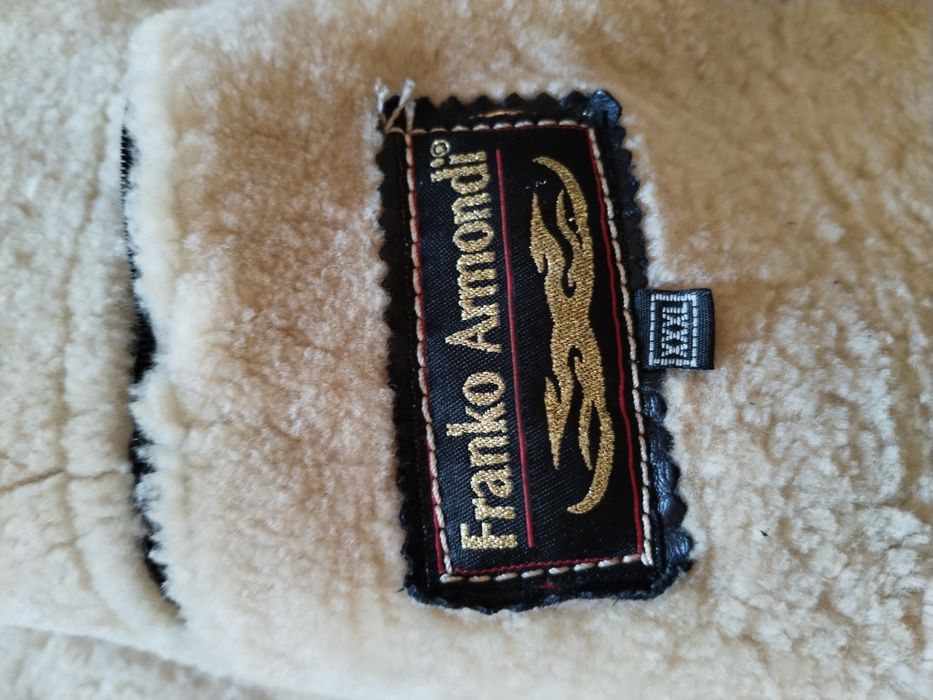 Продаётся кожаная дублёнка из натурального меха.Franko Armondi