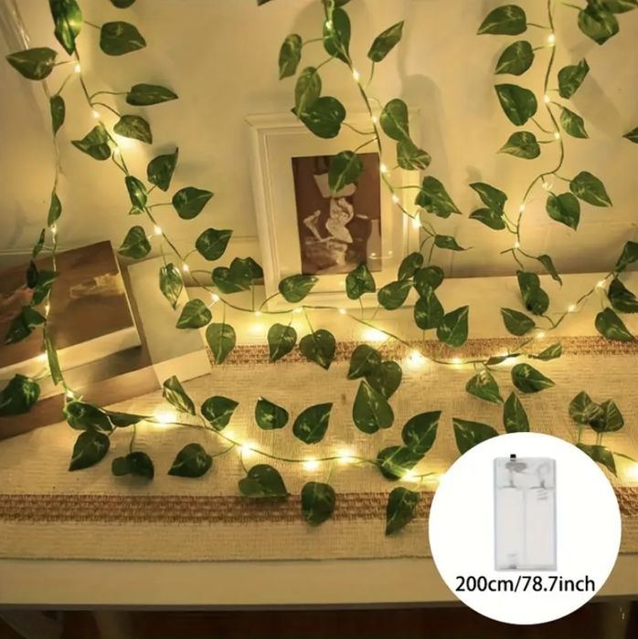 Ghirlandă luminoasă cu frunze artificiale