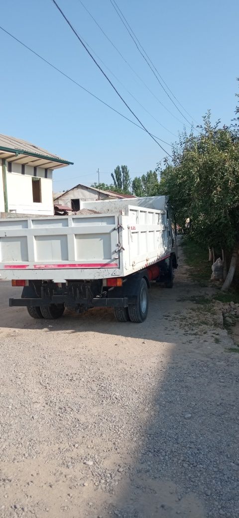 Isuzu samasval  2011