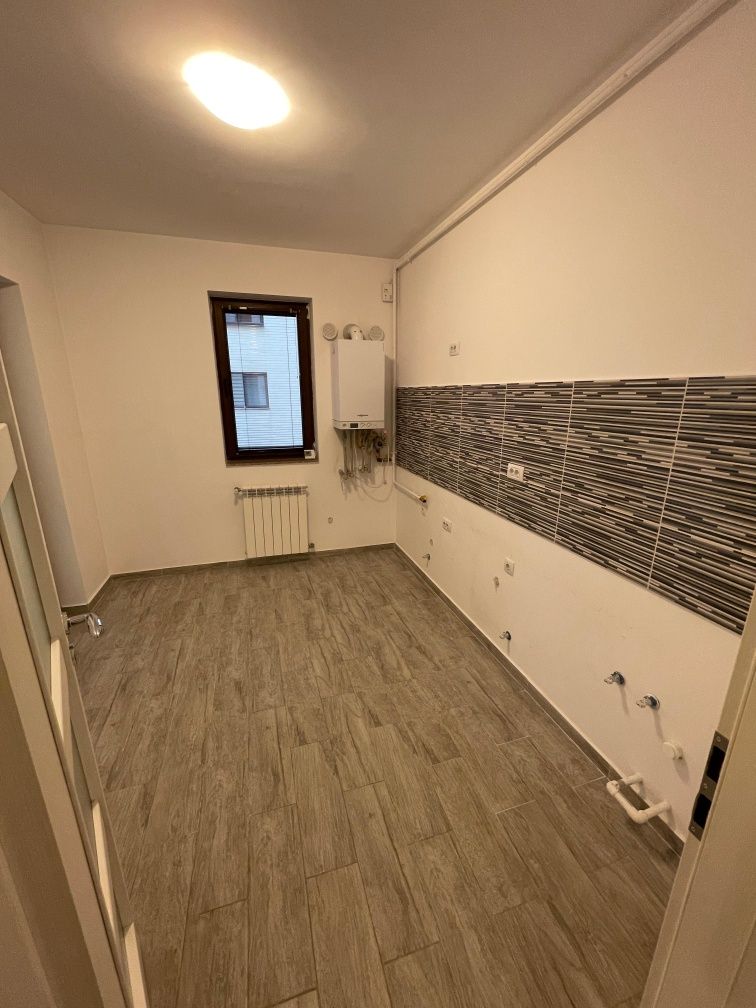 AVIATIEI 2 camere nemobilat +loc parcare, 700m metrou 1.2 km Herastrau