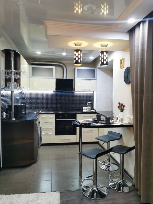 Сдам 2-ух Евролюкс,Каспий рэд,рассрочки,безнал,нал