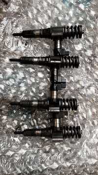 Injector injectoare volkswagen 2.0 bkp piese din dezmembrari