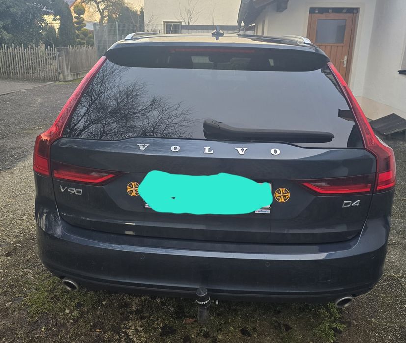 Volvo V90 D4 Momentum