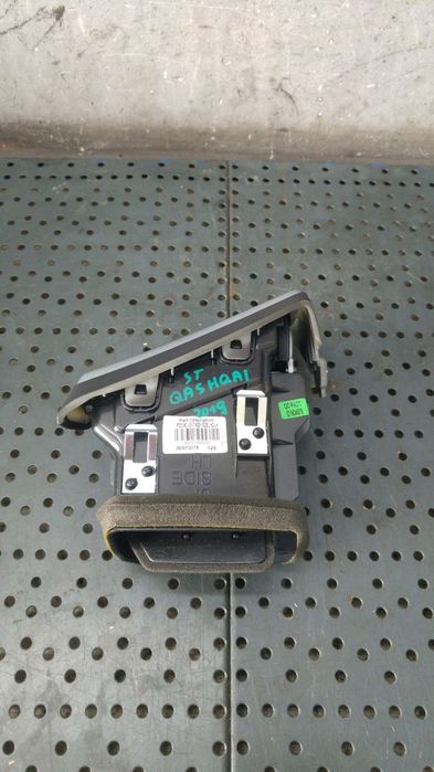 Grila ventilatie bord stanga nissan qashqai 2 suv j11 30490001 687614ea0a