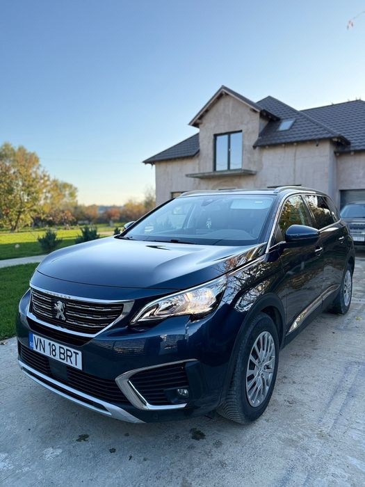 Peugeot 5008  an fabricație 2018