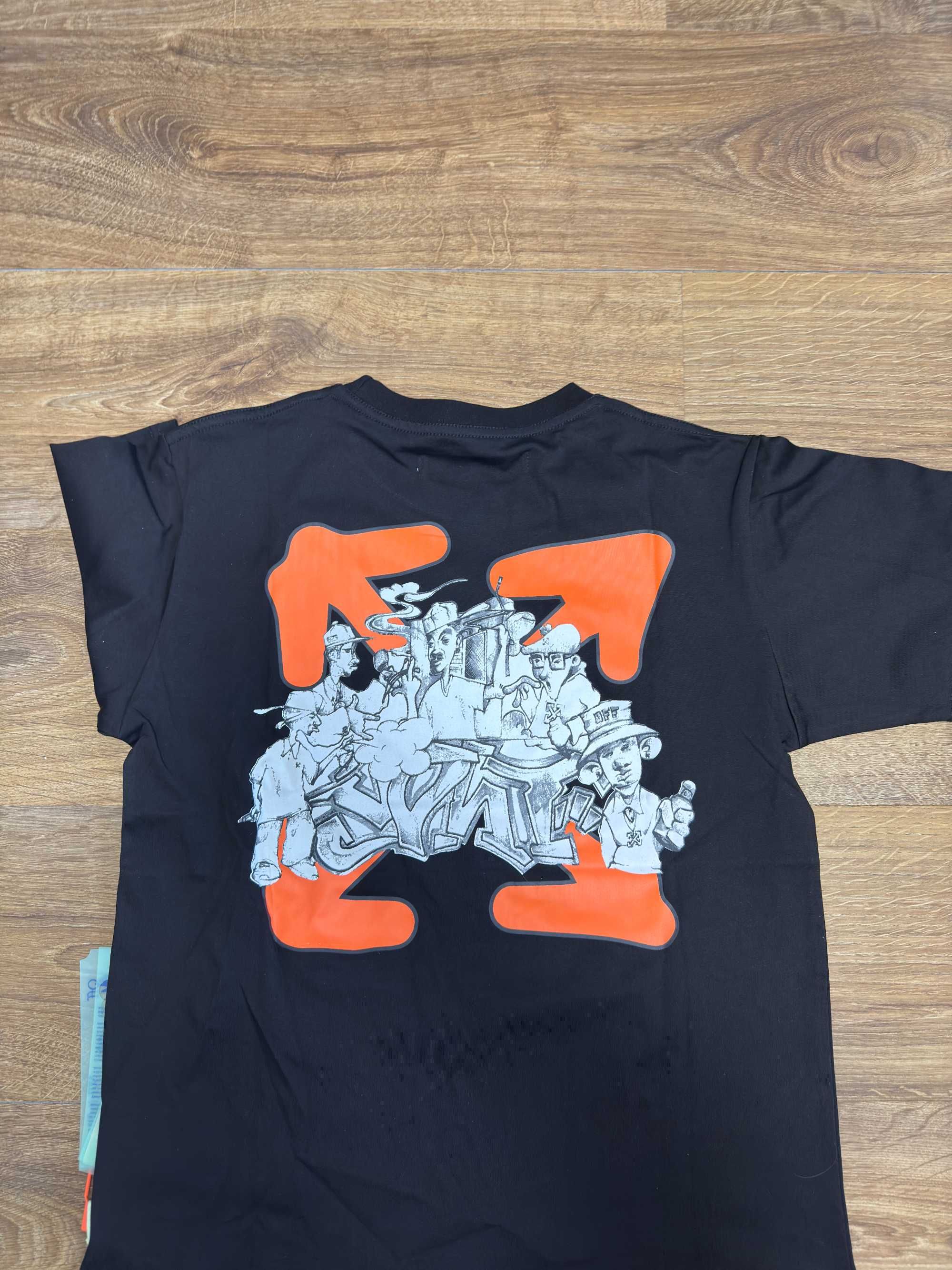 Тениска Off-White с тагове