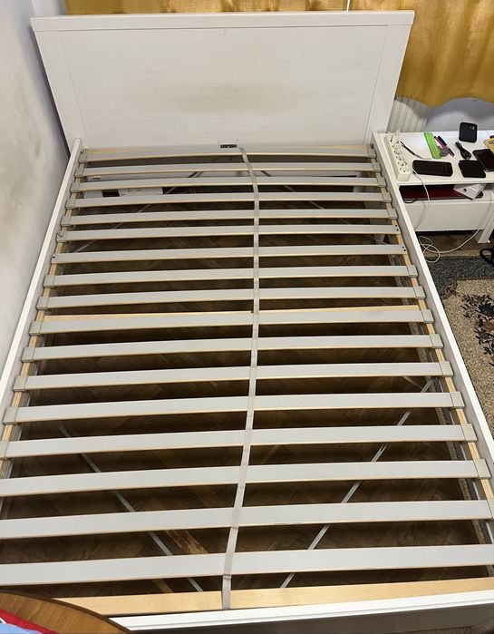 Urgent Pat de 2 persoane