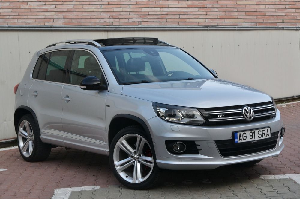 VW Tiguan R-Line 2.0 tdi 177cp Automat4*4/ Webasto/5 Butoane/Panoramic