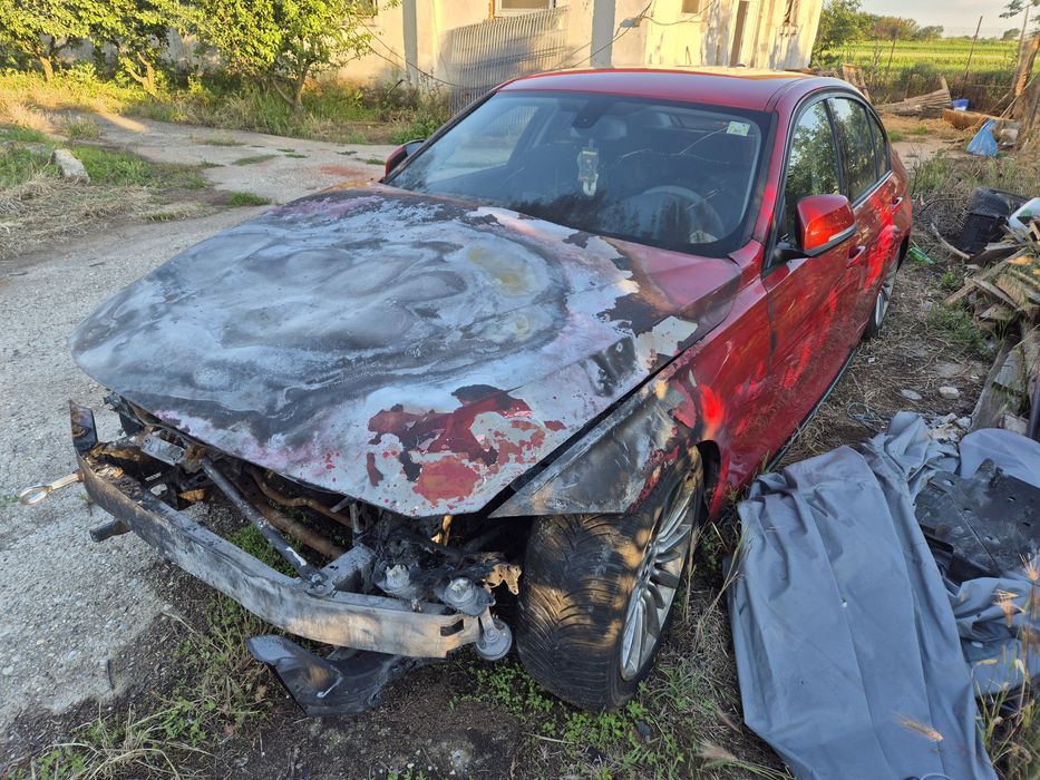 Dezmembrez bmw seria 3 f30 328i