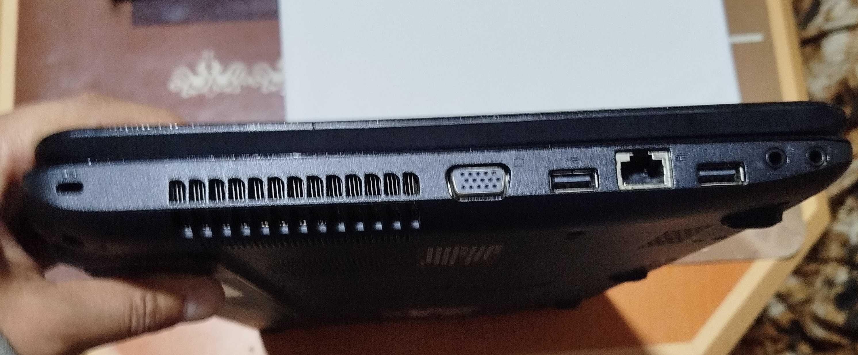 Лаптоп TOSHIBA Satellite C650-174