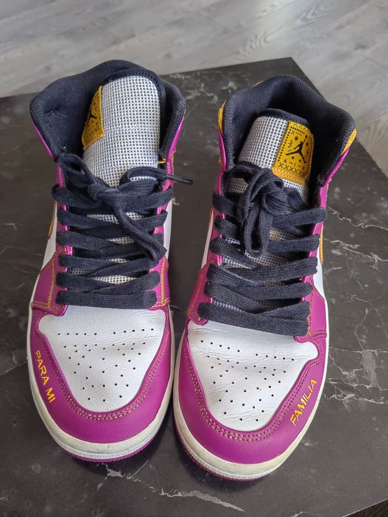 Nike Air Jordan 1 Mid Para Mi Familia