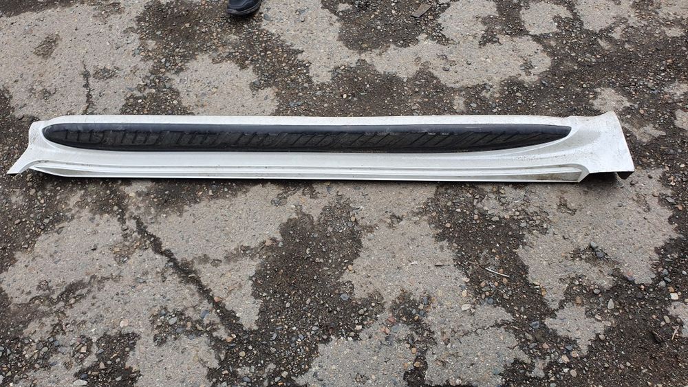 Порог левый на LC200 Land Cruiser 200