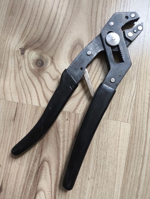Професионални клещи Craftsman 9" произведено в САЩ