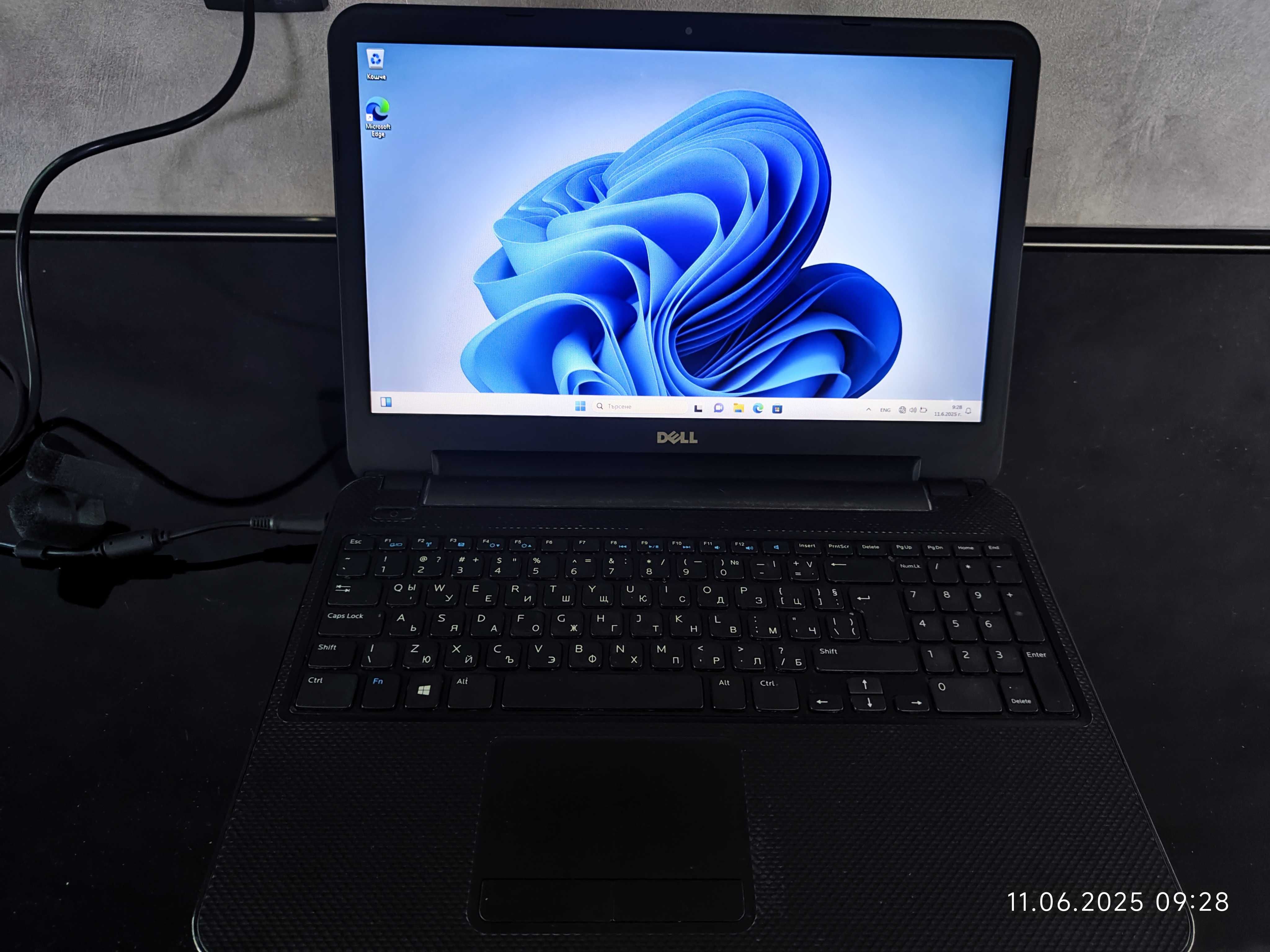 ЛАП ТОП DELL Inspiron 3521