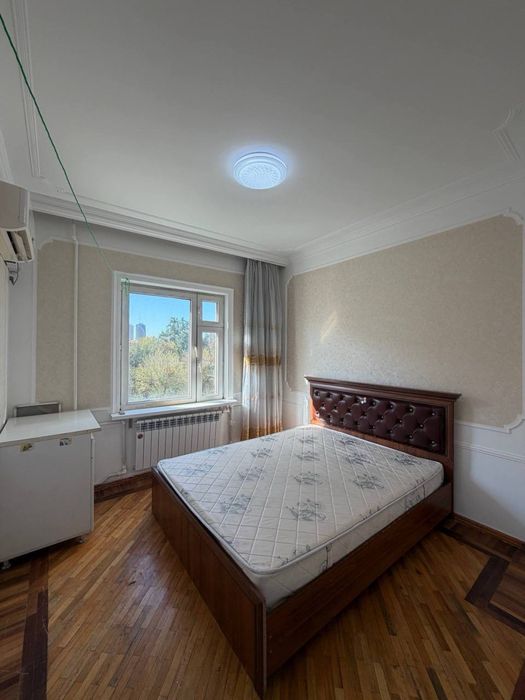 Квартира около метро Ойбек 4/5/9