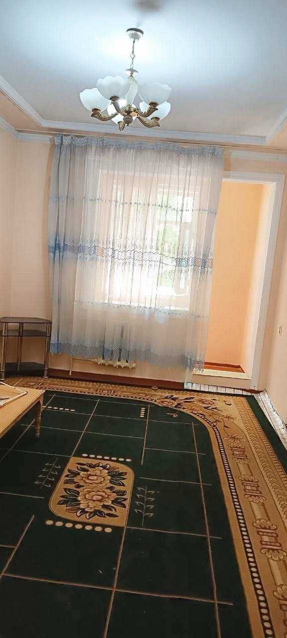 Продаётся квартира, Чиланзар 12, 2/3/4