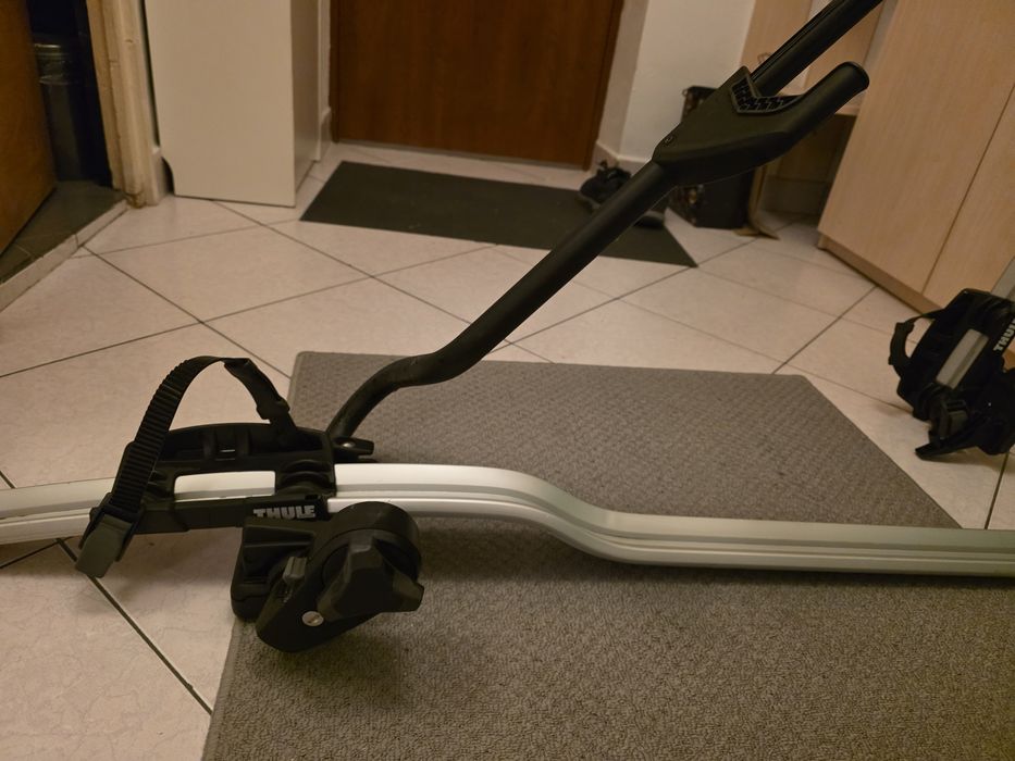Vand Suporti bicicletă Thule ProRide 598 Silver – stare excelentă