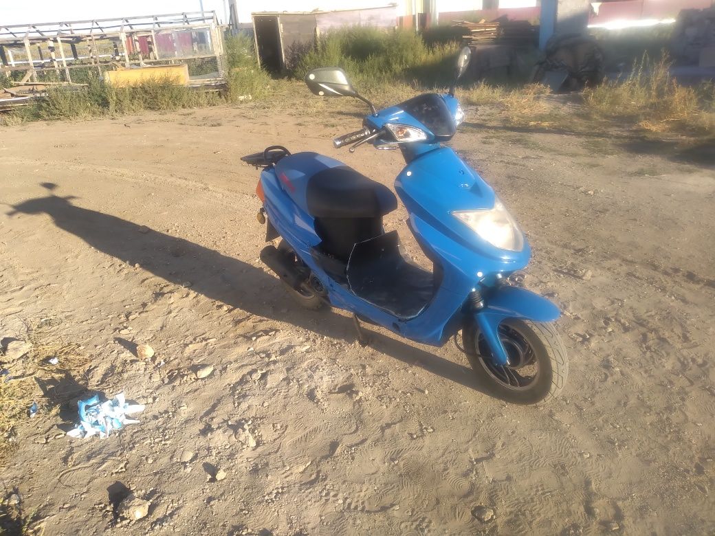 PEDA скутер 50куб