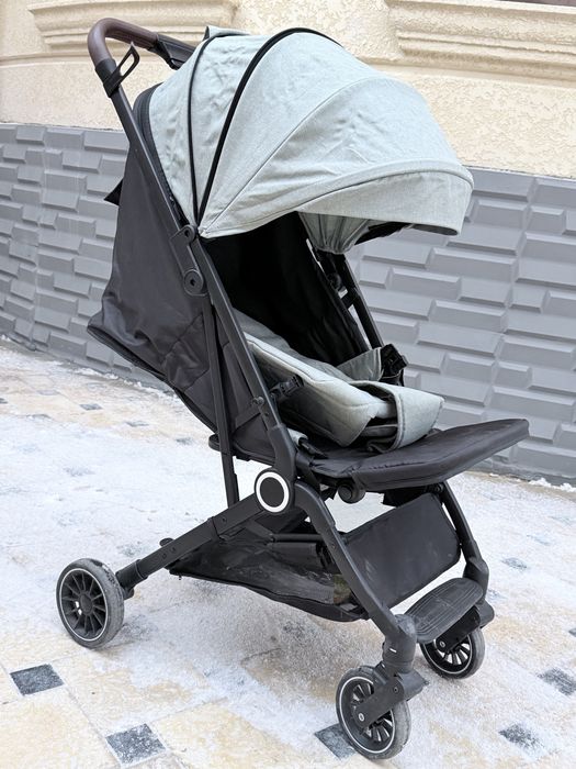 Коляска прогулочная